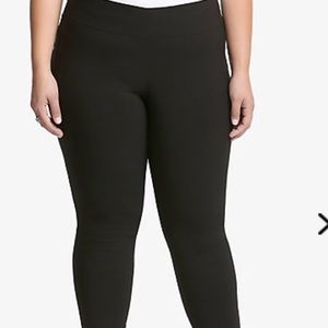 Torrid pixie crop pants